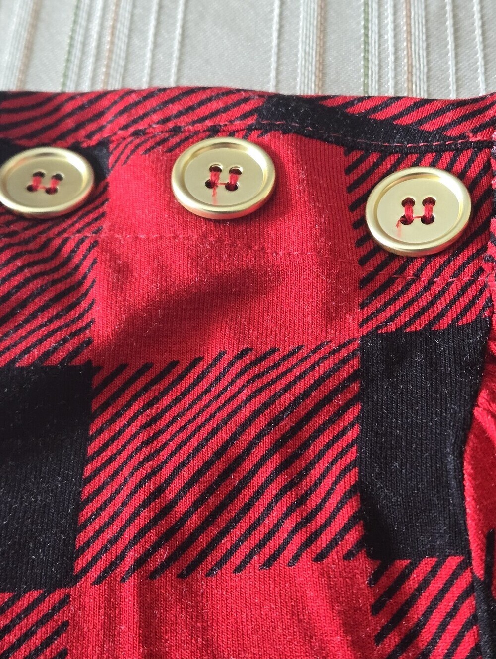 Kim Rogers 2X Red Black Buffalo Plaid Hi-Lo Pullover Top w/ Shoulder Buttons - Picture 8 of 12